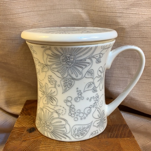 Teavana 3-piece tea set w/gorgeous flower design - Picture 11 of 11